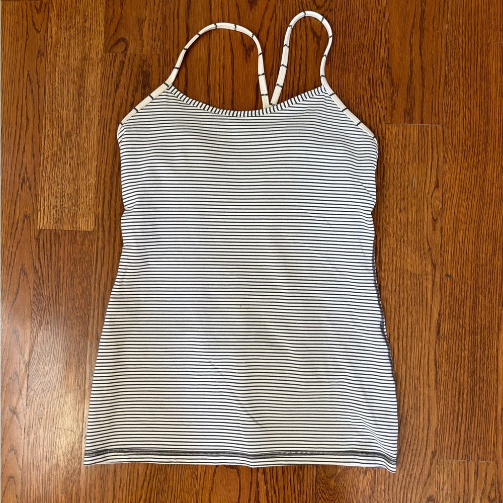 Lululemon workout tank